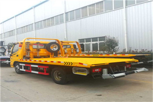 中山街道附近拖车救援搭电